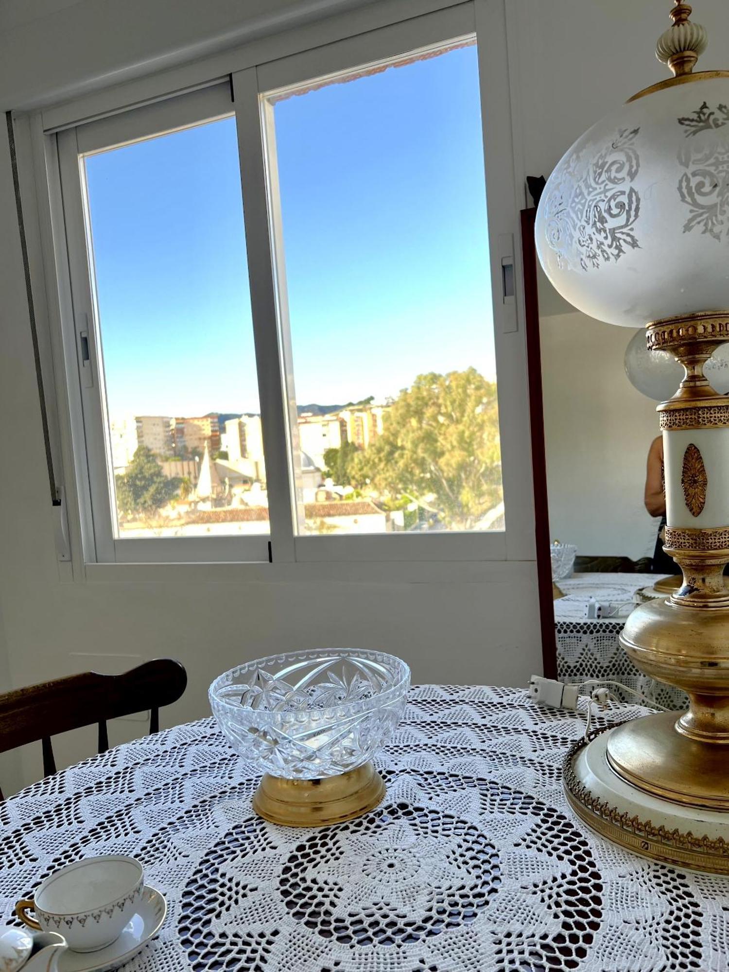 Séjour chez l'habitant Flat With Balcony Ac Direct Bus To Sleeps 7 *